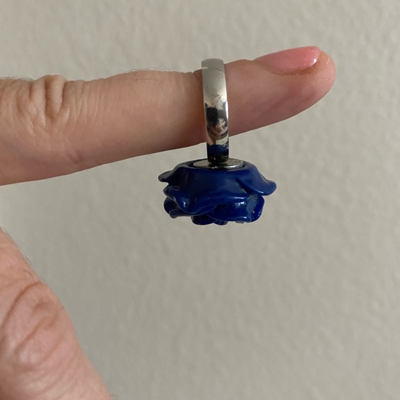 Flower ring - Picture 4 of 5